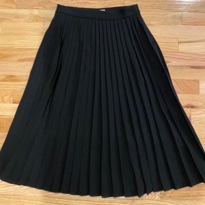 Kate Spade pleated midi skirt, size 4